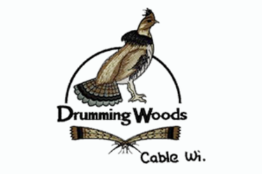 logo drumming woods b&b